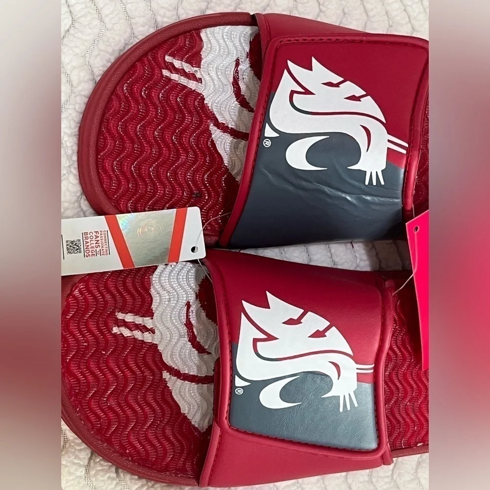 FOCO men’s Washington State Cougars Slides, size large 11/12. new with tags.